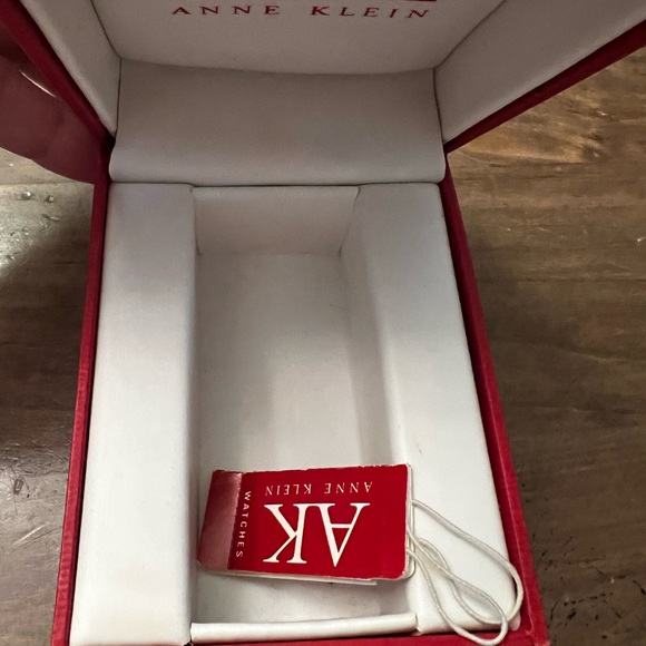 Anne Klein two toned crystal face watch. EUC. - Picture 4 of 4